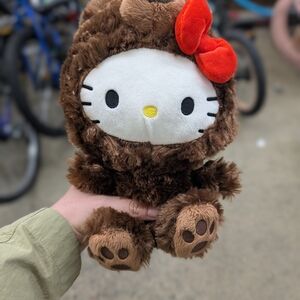 LIMITED EDITION Hello Kitty × Gund Plush